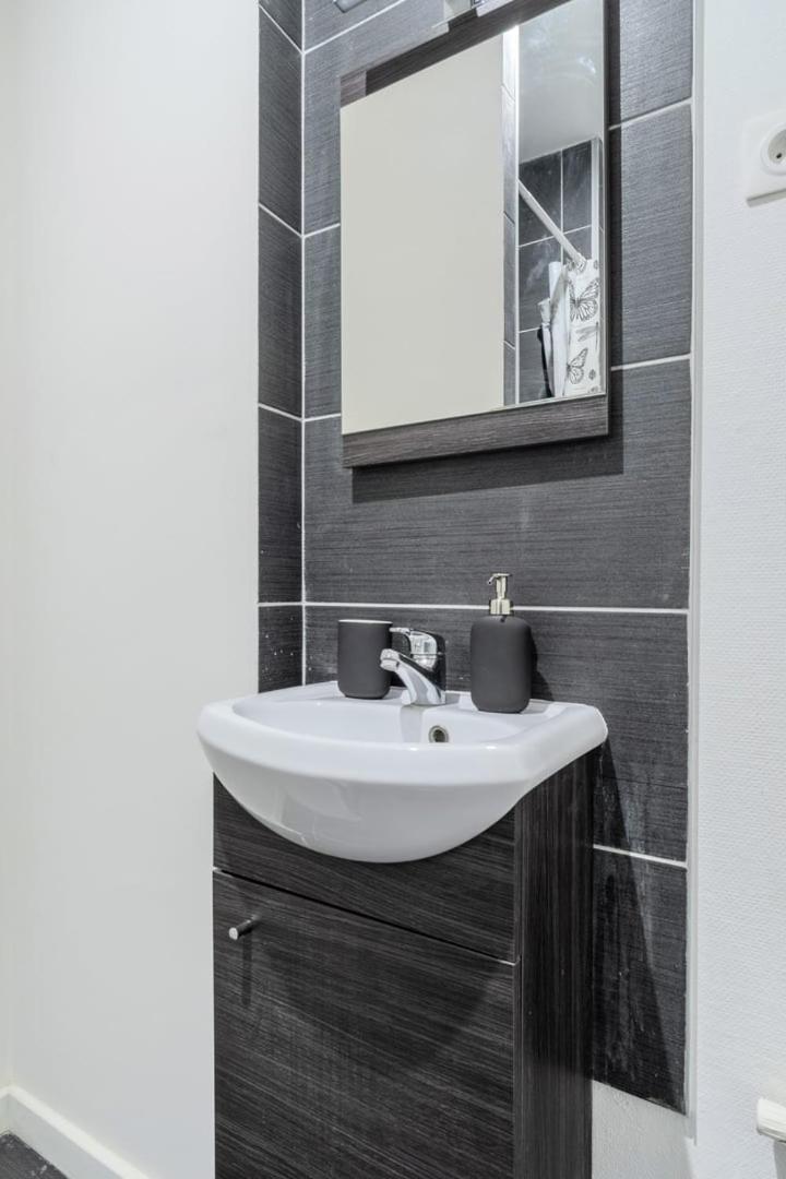 Beautiful Renovated Appart In The Center Of Lille Exterior photo